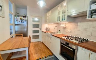 APARTAMENT DE VÂNZARE 4 CAMERE ETAJ 1 BALCON BOXĂ LIFT PARCARE CENTRAL - Poză 15