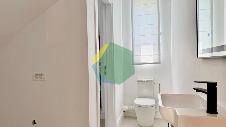Vilă Premium în Corbeanca | Terasă Spațioasă & Curte Amenajată - Poză 17