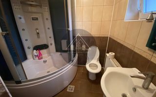 Casă cu 5 camere, Medias - Poză 11