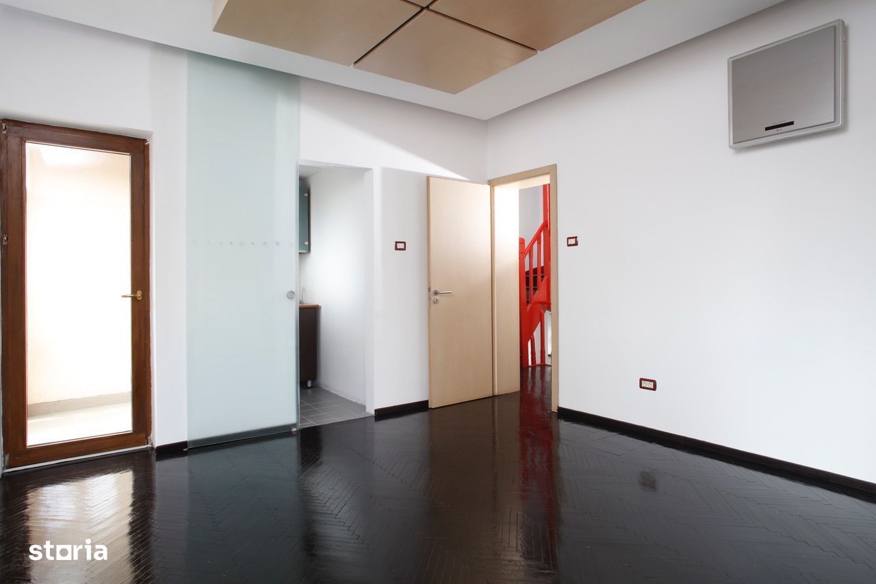 Închiriez apartament 2 camere + mansardă, Piața Muncii -Decebal, birou - Poză 4