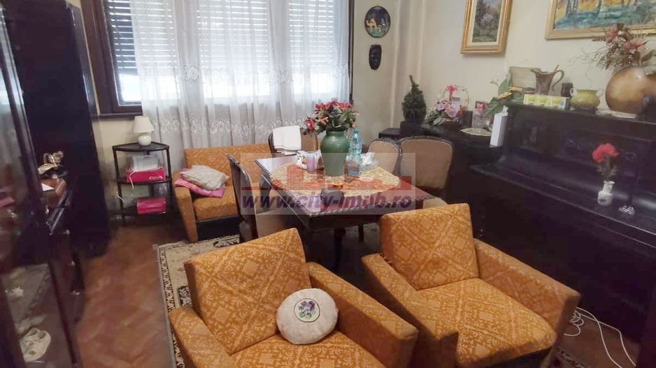 Vanzare apartament 3 Camere Universitate - Poză 3