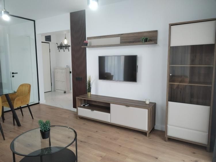 Apartament 2 camere lux, piscină, grădină, parcare suprateran - Poză 13