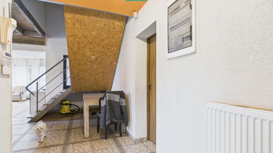 Casă individuală spațioasă, la 10 km de Timișoara - Poză 36