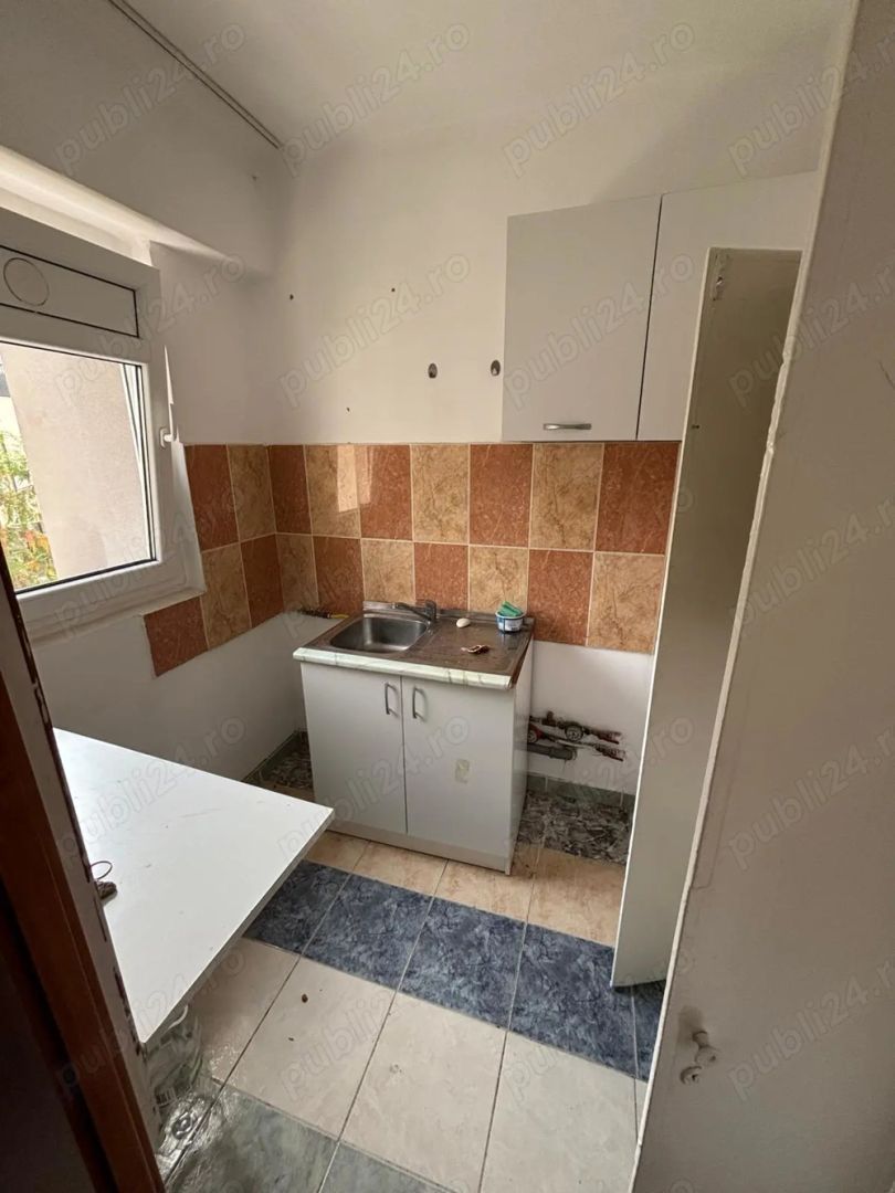 Garsoniera zona Dristor - Rm Valcea - Poză 2