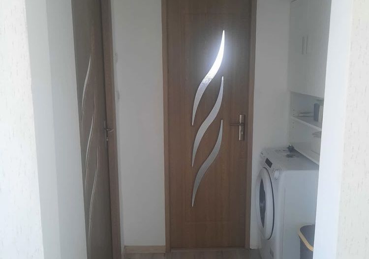 BRASADAS vinde ap 2 cam 56mp etaj 4/4 in Micro 16. - Poză 7