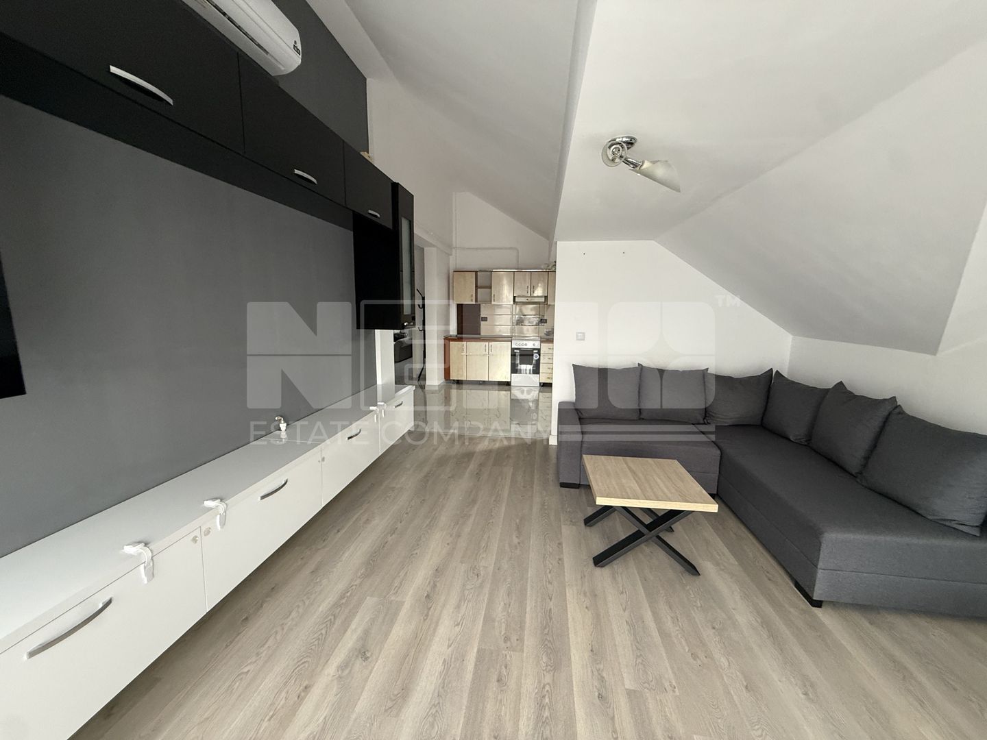 Apartament 3 camere | 80 MP | Curte si parcare | 62.000 EURO - Poză 1