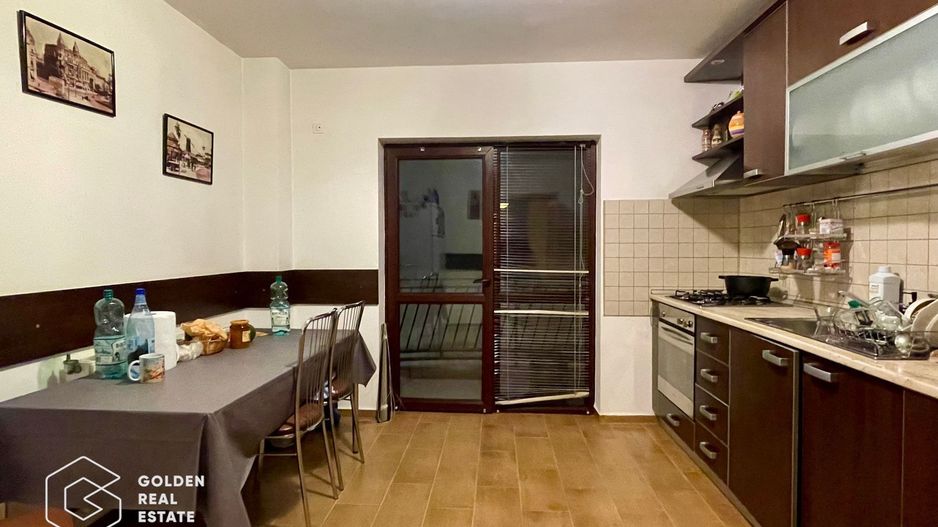 Casă generoasă pentru activități comerciale- Calea Vitan - Poză 17