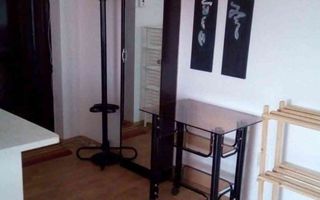 Apartament cu 2 camere, 50 mp, balcon, parcare și pod, zonă liniștită. - Poză 5