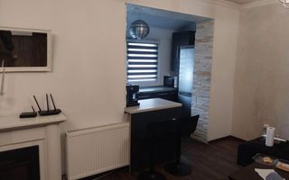 Apartament 3 camere, semidecomandat, 63 mp utili zona Turnisor - Poză 2