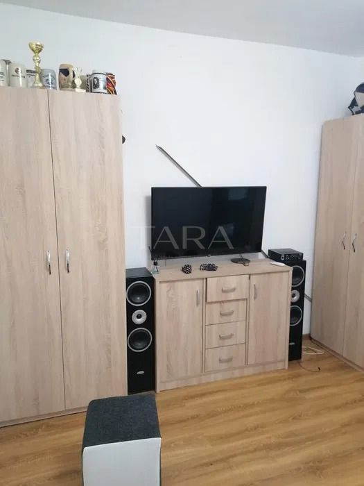 Apartament 2 camere zona Florilor – 67 mp, mobilat, ideal investiție. - Poză 3