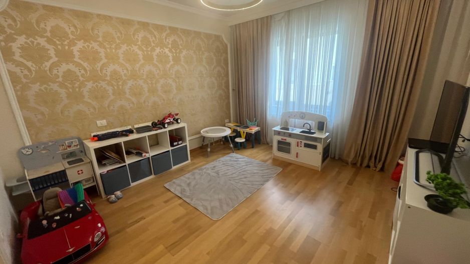 Vilă de Lux de Închiriat în Pipera – Liniște, Spațiu și Eleganță - Poză 16