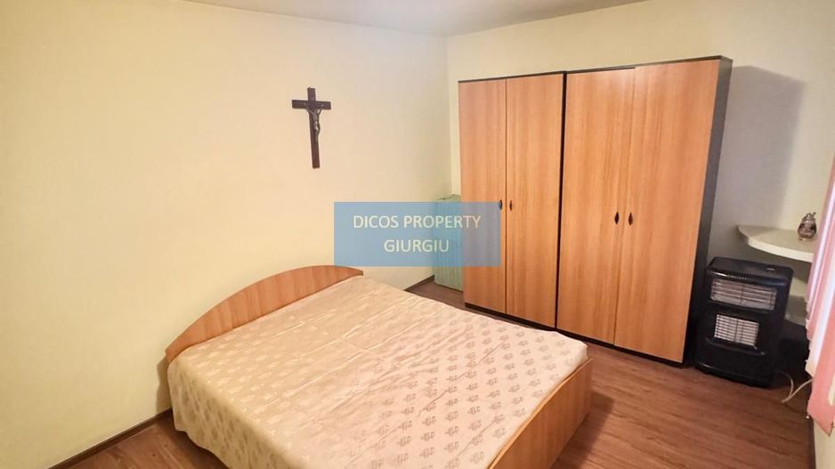 Casă de vânzare – Strada Ramadan - Poză 3