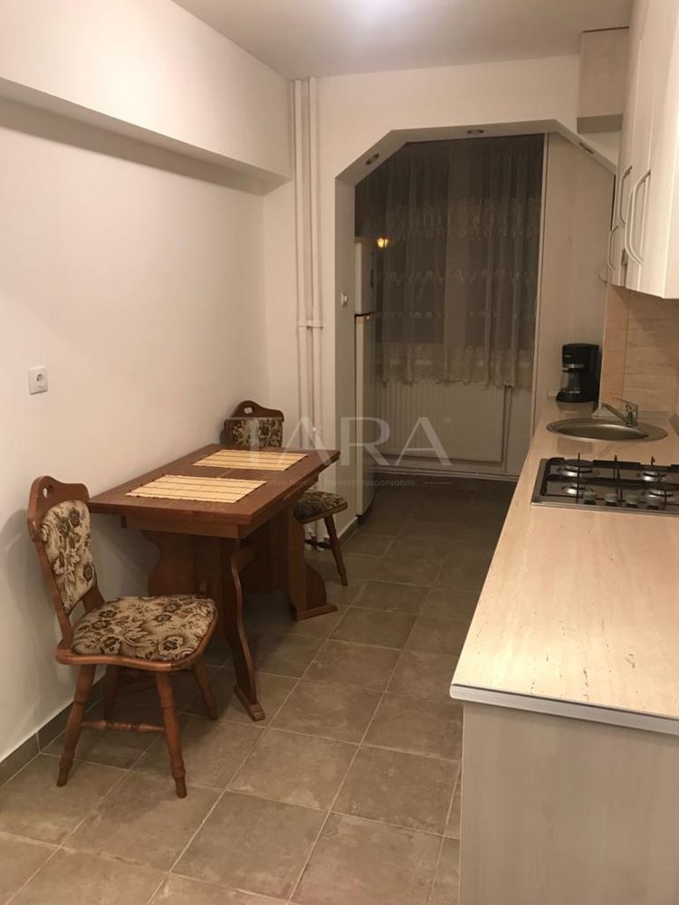 Apartament cu 2 camere, zona Bizușa, cartier liniștit și verde. - Poză 5