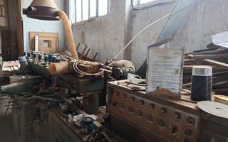 Complex de 4 hale 1705 mp-ideal prelucrare, service-Valea Ghinzii - Poză 8