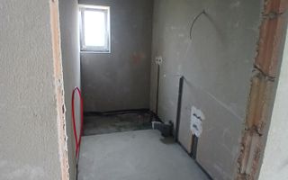 Penthouse pe malul lacului, cu terasă panoramică 90 mp - Poză 9