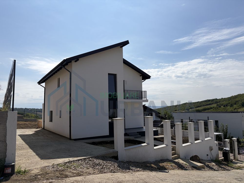 Vila cu 4 camere în Aroneanu, Iași – 500 mp teren, la cheie - Poză 2