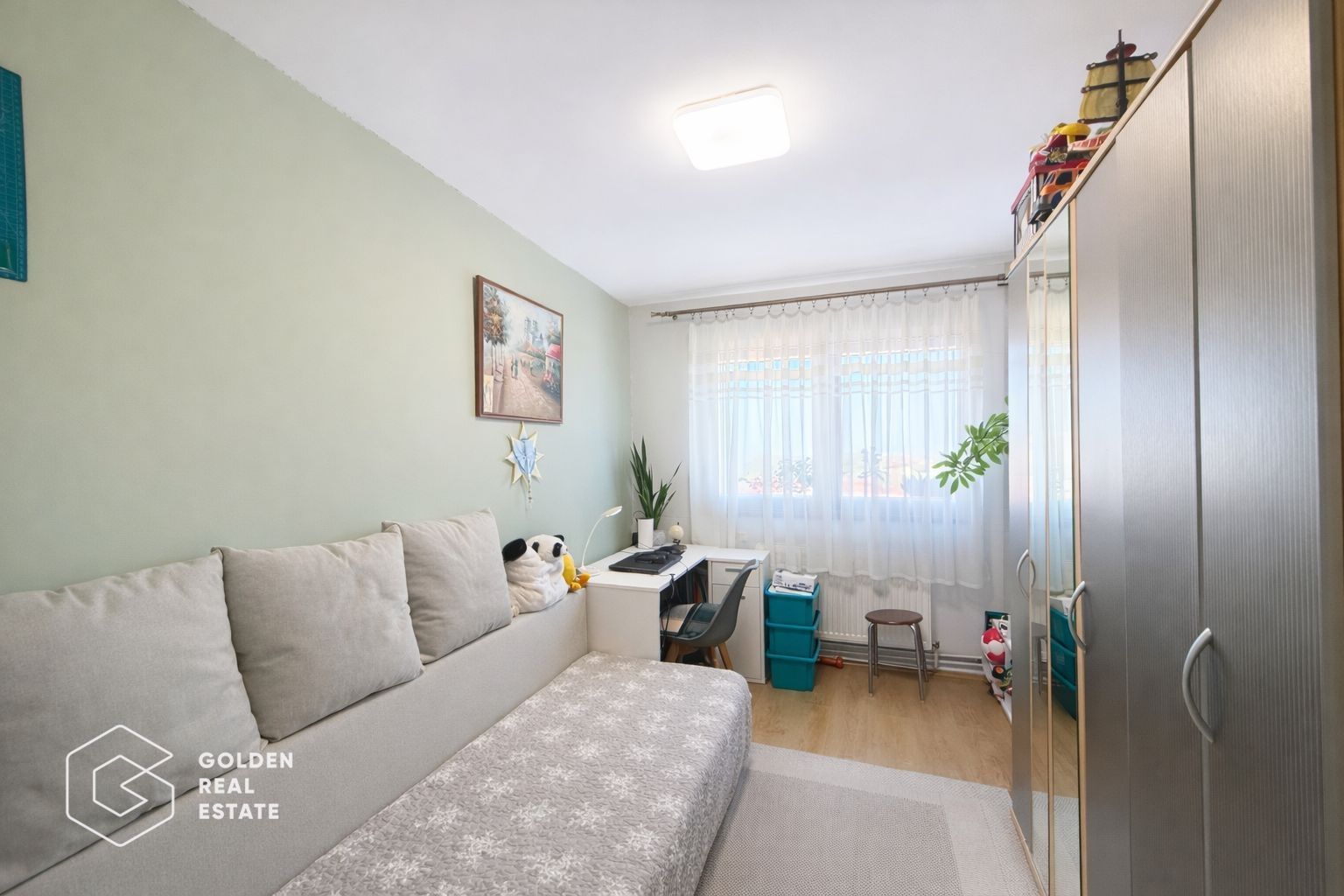 Apartament 5 camere decomandat, cu garaj si boxa, zona Vlaicu - Poză 9