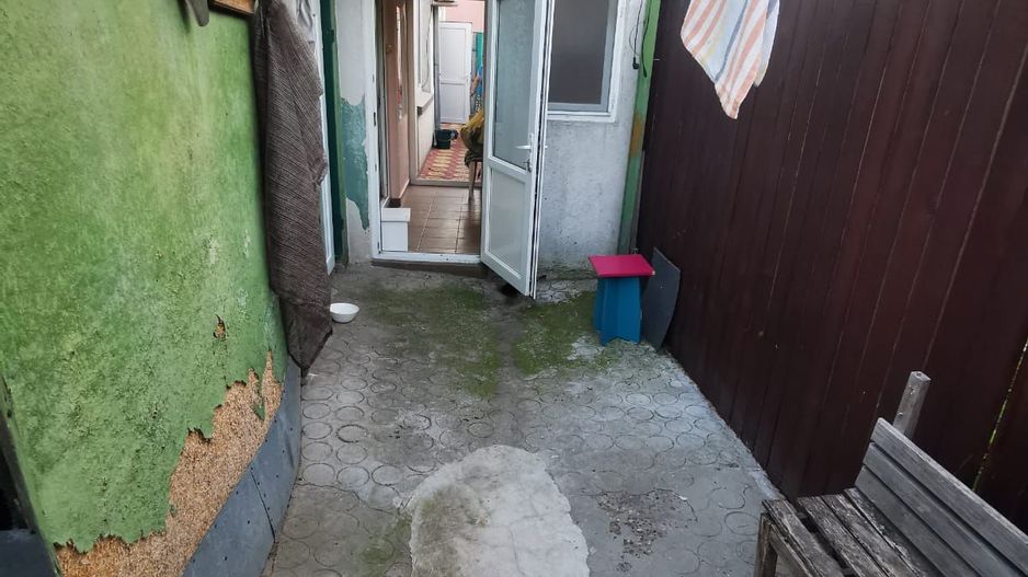 De inchiriat casa cu 2 camere, strada Romana, 320 euro - Poză 4