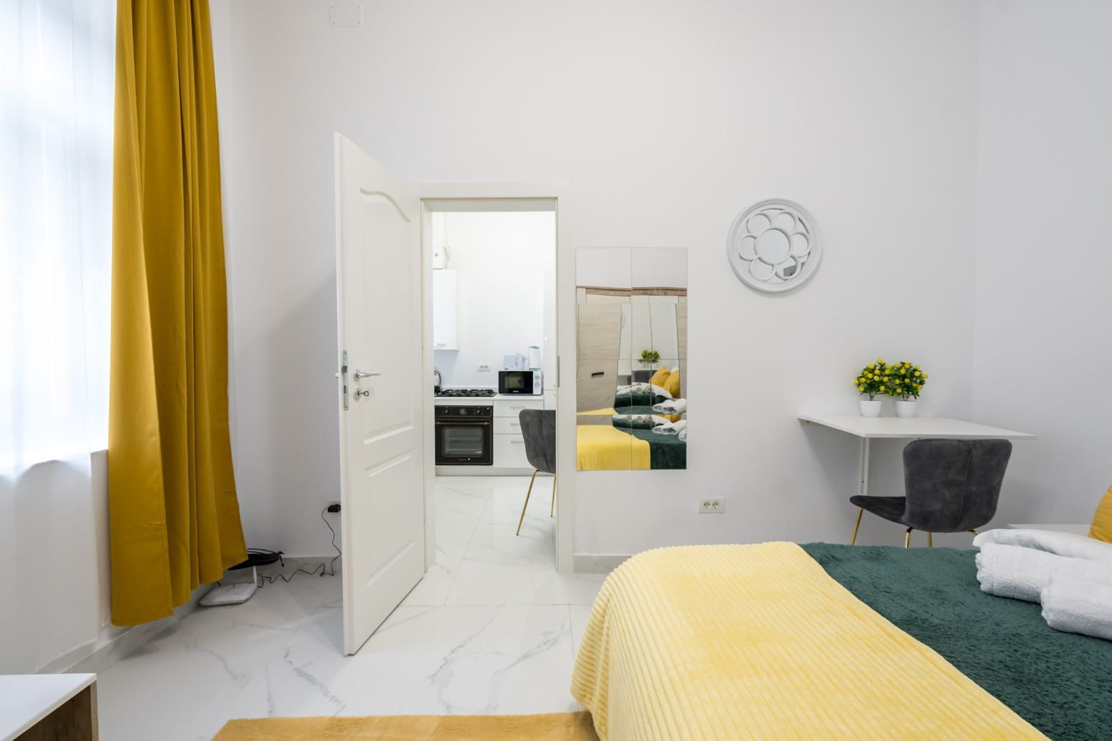 OCAZIE STUDIO MODERN - Poză 3