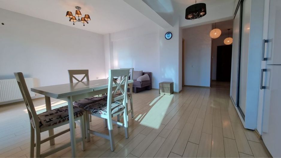 Vand apartament 2 camere Mamaia - Poză 8