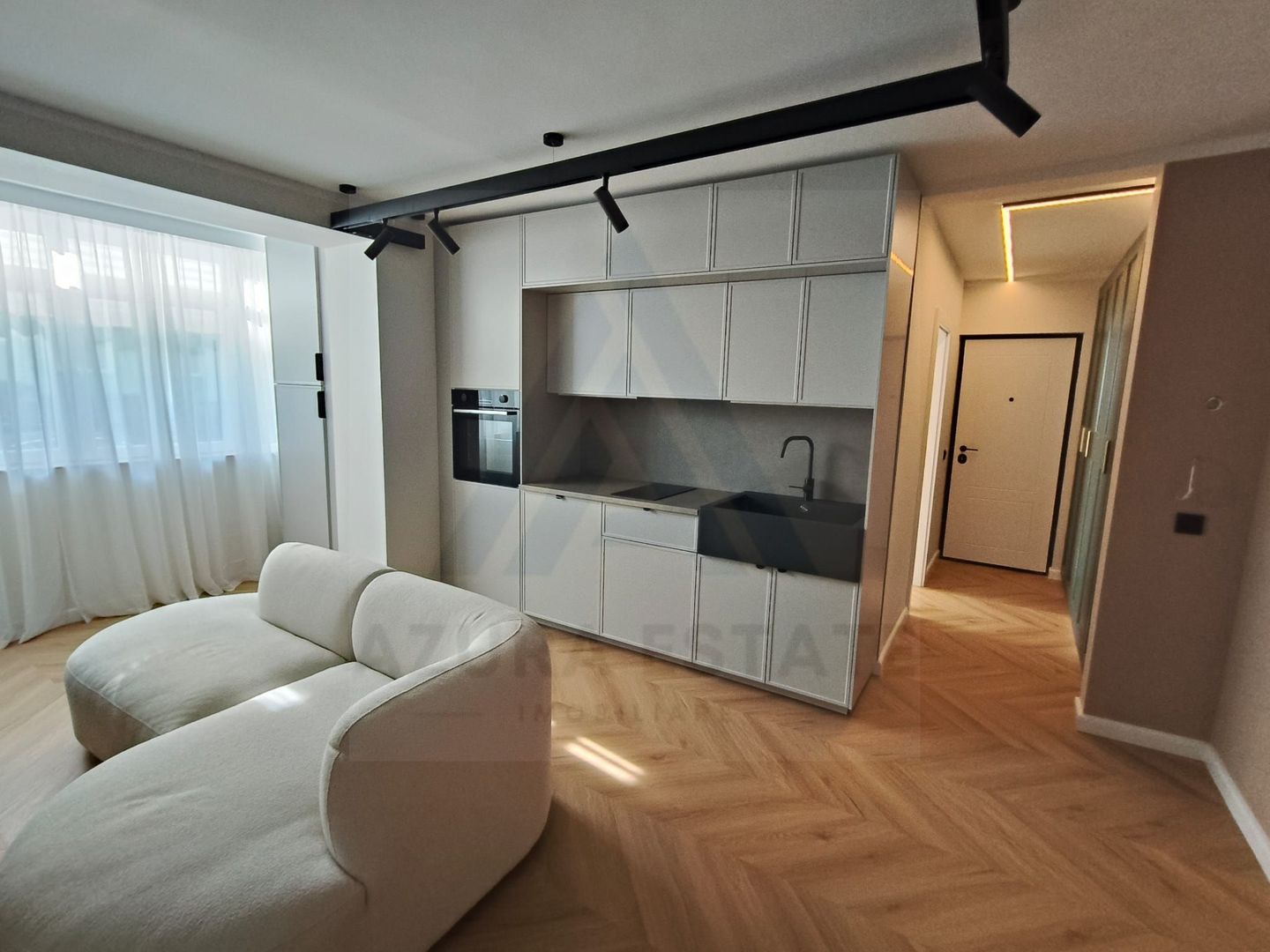 Apartament lux 3 camere prima inchiriere curte proprie zona Hipodrom 2 - Poză 14