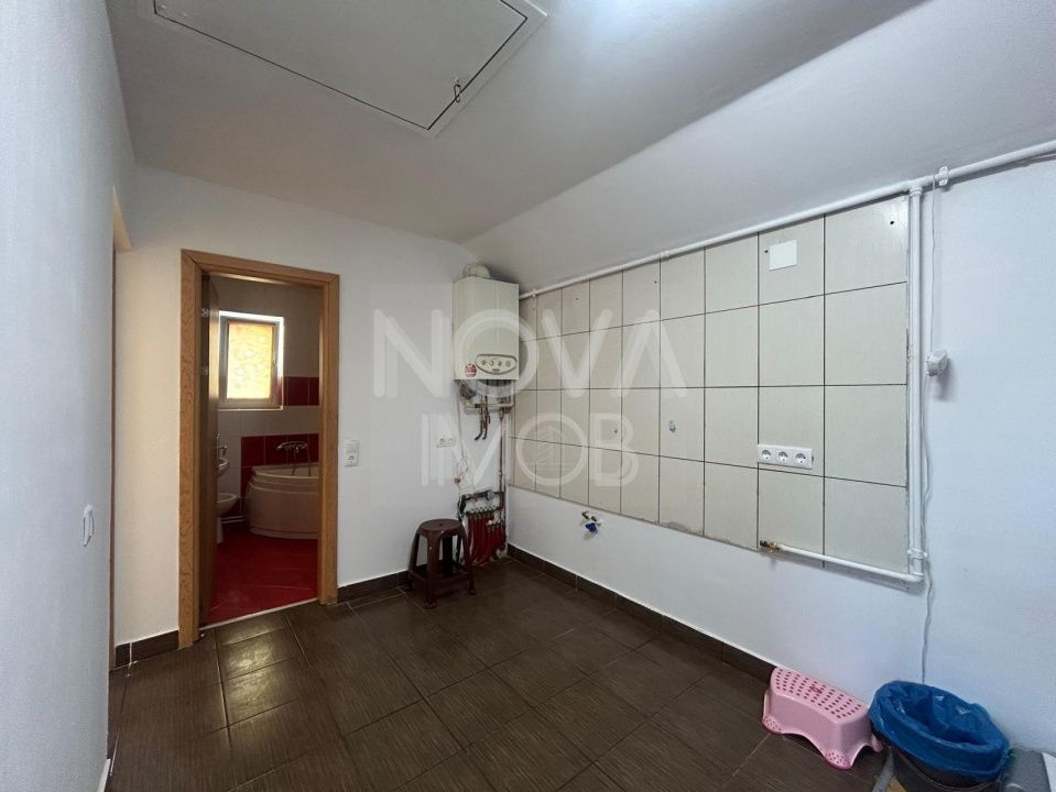Apartament 2 camere cu pod , zona Strand II - Poză 3