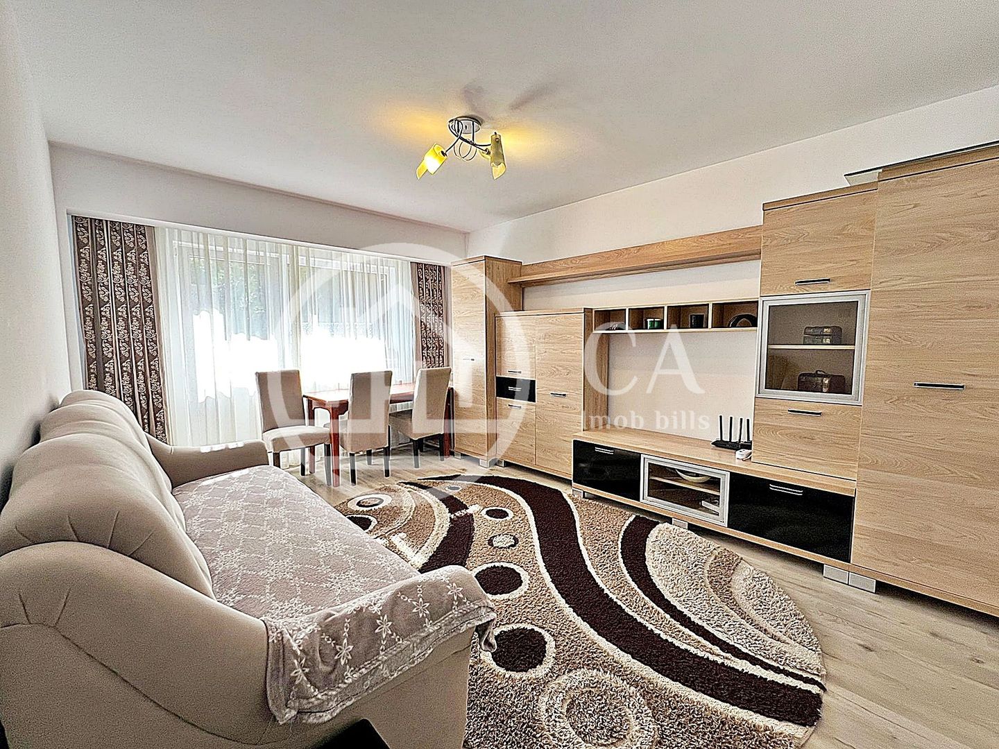 Apartament cu 3 camere de inchiriat in zona Dacia, Oradea - Poză 1