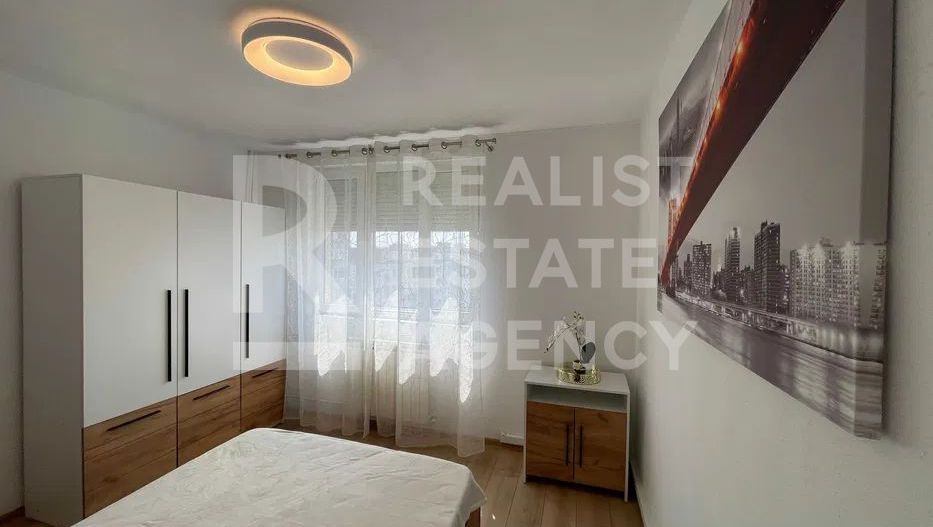 Vânzare, apartament cu 2 camere în zona Drumul Taberei - Poză 3