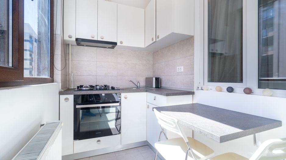 Vanzare 2 camere | Militari Residence | Living mare | Mobilat & utilat - Poză 10