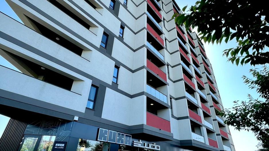 Apartament 2 camere, zona Soarelui-Stadion. - Poză 1
