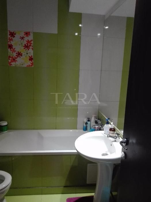Apartament cu 2 camere de vânzare, Floresti - Poză 7