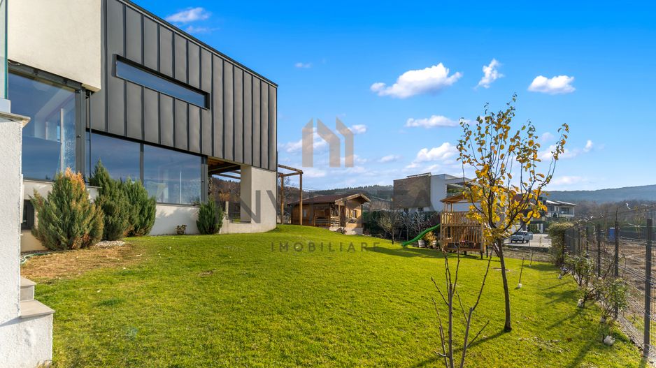 Vila de lux cu panorama spre natura! - Poză 29