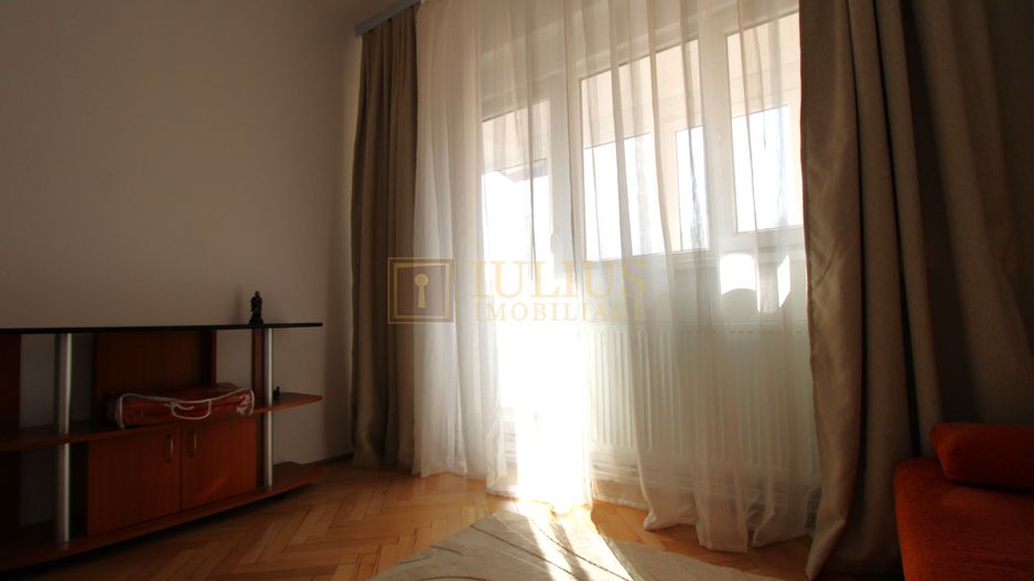 3 camere decomandate, balcon generos de 17 mp, bloc modernizat-Gh Lazăr - Poză 12