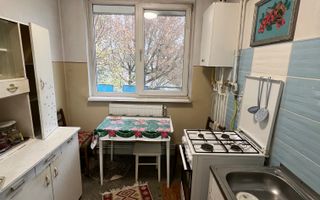 Apartament de vânzare în exclusivitate – Zona Micro 4 etaj 2/4 - Poză 4