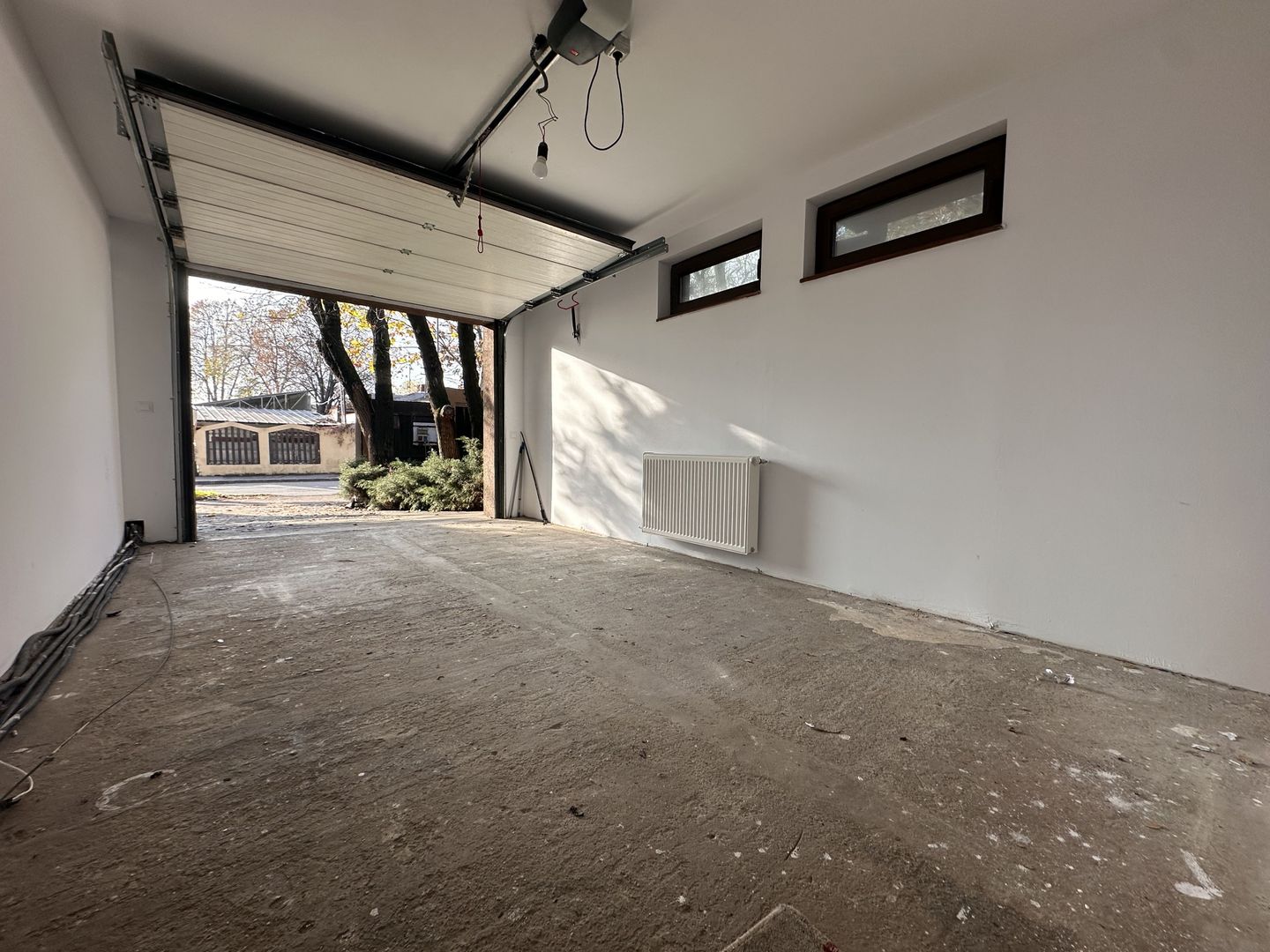 ANDRONACHE | Vila 4 Camere | Garaj | Curte Verde | Ciubar & BBQ - Poză 22