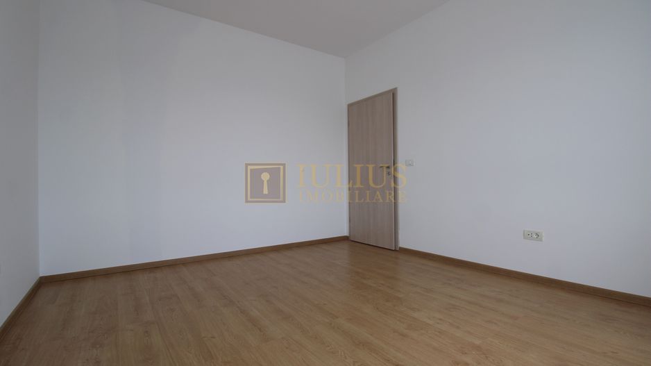 Buziasului, 3 camere + 2 bai, centrala proprie - Poză 18