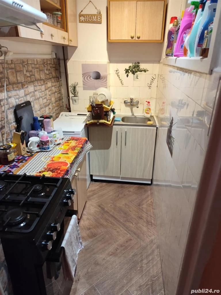 Apartament 2 camere zona Sinaia - Poză 1