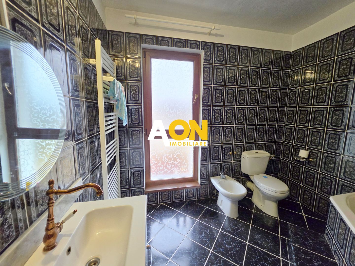Casă individuală cu 6 camere și piscină în Alba Iulia, zona Cetate - Poză 16