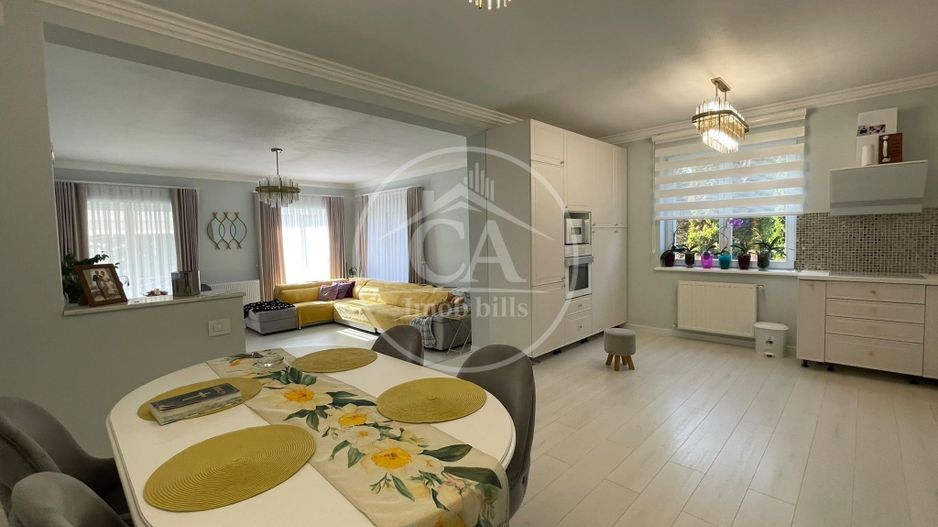 Casa de vanzare cu 10 camere in Santandrei, Bihor - Poză 26