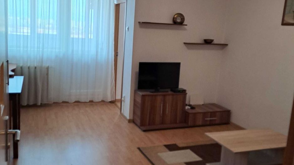 Garsoniera Iancului - Elev Stefanescu, et. 9/10,  an 1980, metrou - 7 min - Poză 2