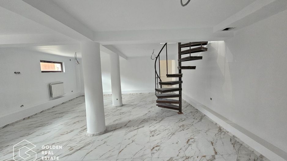 Vila cu 5 camere, 4 bai, Otopeni-centru, COMISION 0, renovata complet - Poză 5