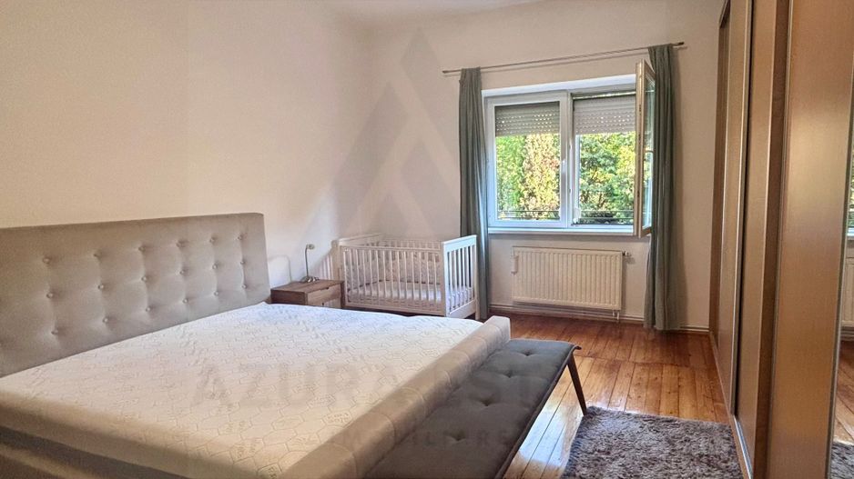 Apartament la casa 76 mp utili terasa curte si pivnita zona Lupeni - Poză 9