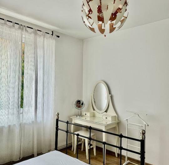 Apartament de închiriat în Floreasca: 2 Camere, 51mp, Mobilat şi Utilat Modern - Poză 13