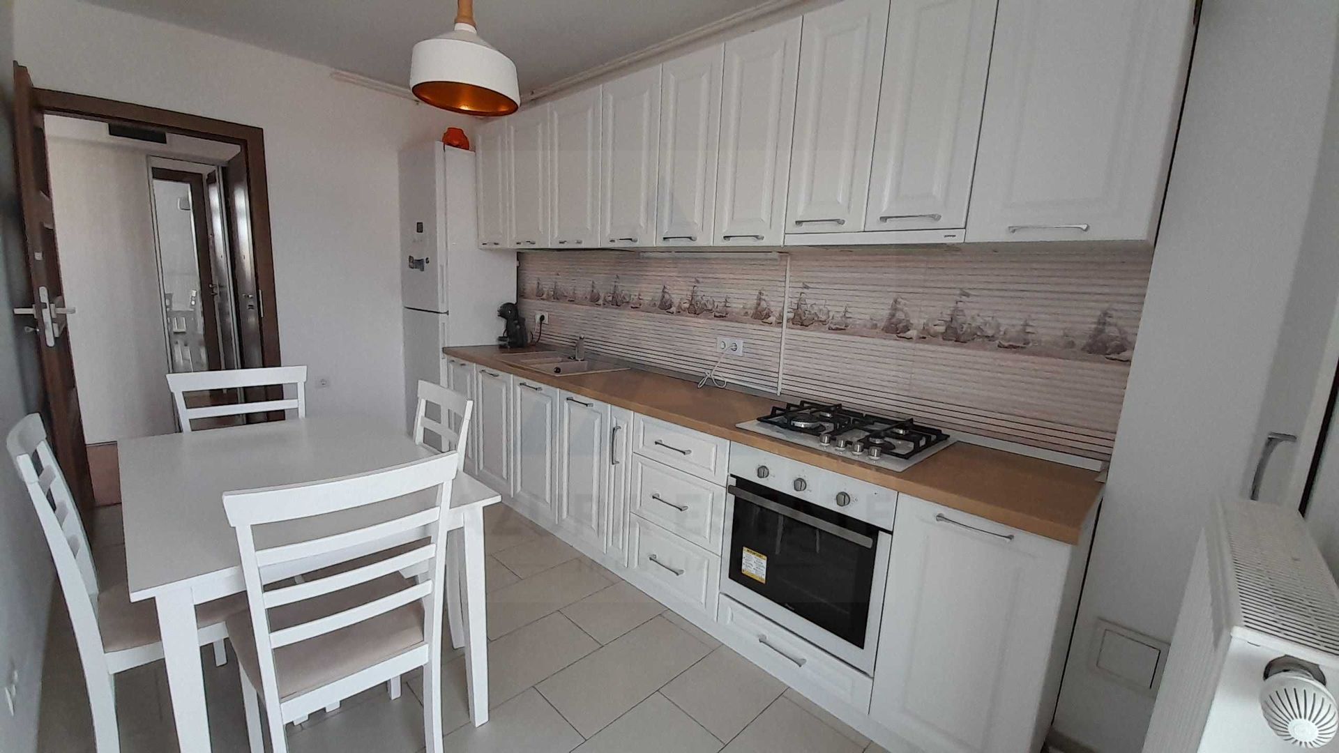 Apartament modern 3 camere 70 mp utili balcon 10 mp parcare in Strand - Poză 5