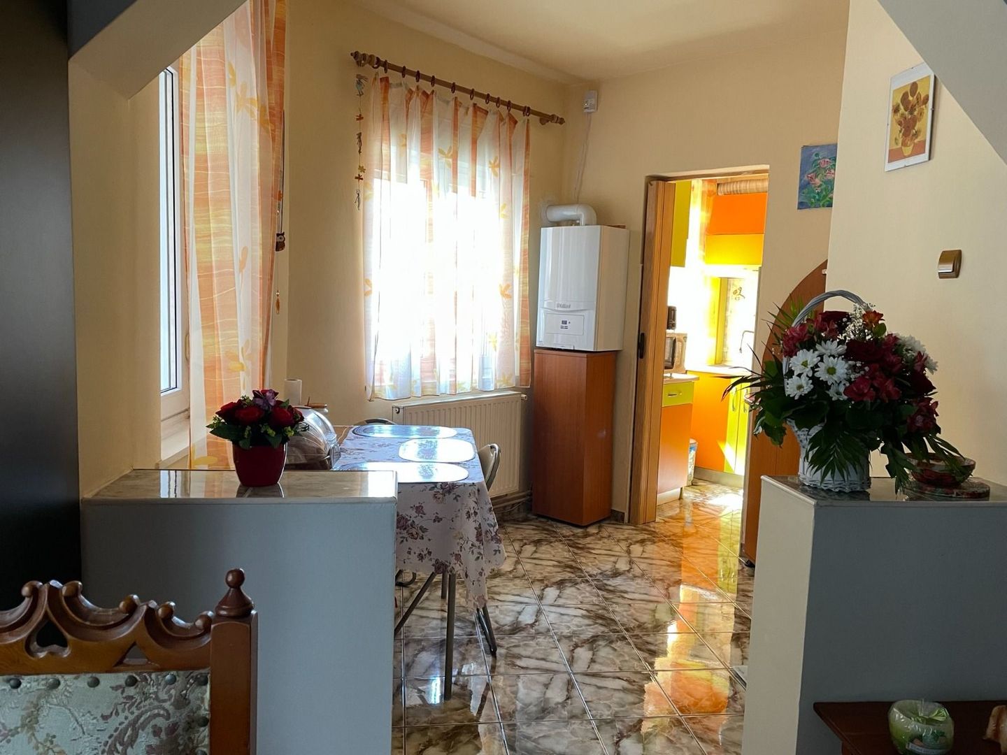 ageuropa.ro vinde apt. 4 cam 80mp la PARTER în zona CENTRALA. - Poză 2