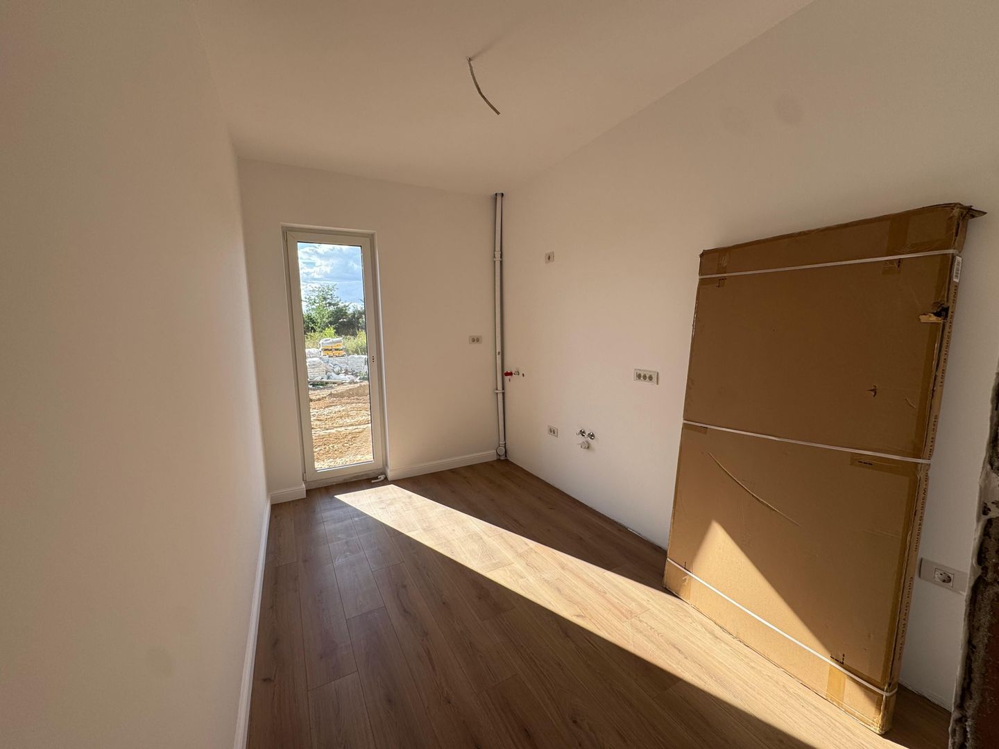 COMISION 0 | Apartament 3 camere| Parter |78 mp + Grădină| Zona Plopi - Poză 2