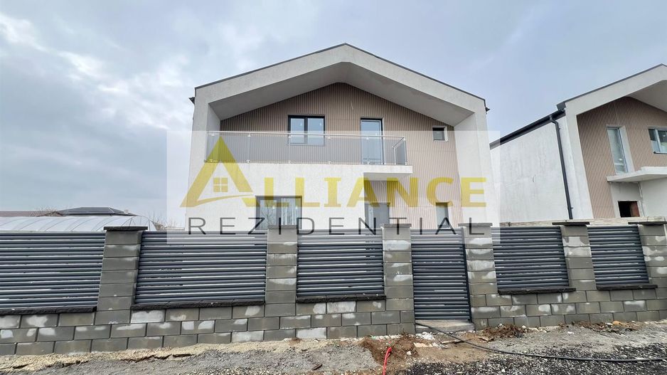 Casa Individuala P+M - 4 camere - Pompa de Caldura-Panouri Solare - Poză 4