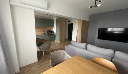 Închiriere apartament ultrafinisat 3 camere – Pandurilor / E.ON