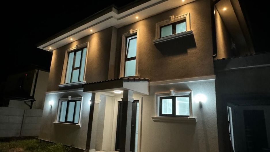 Casa de familie in zona rezidentiala - Poză 12