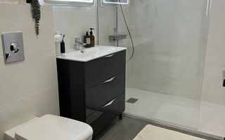 Apartament spatios 3 camere Vedere Lac - Poză 6